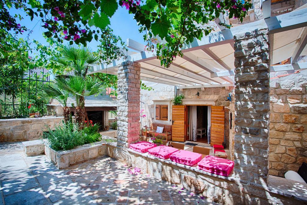 Alma Island Vis *